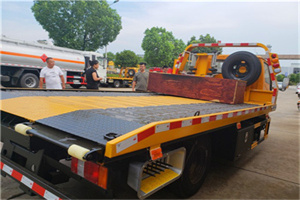 宜秀附近拖车电话号码服务